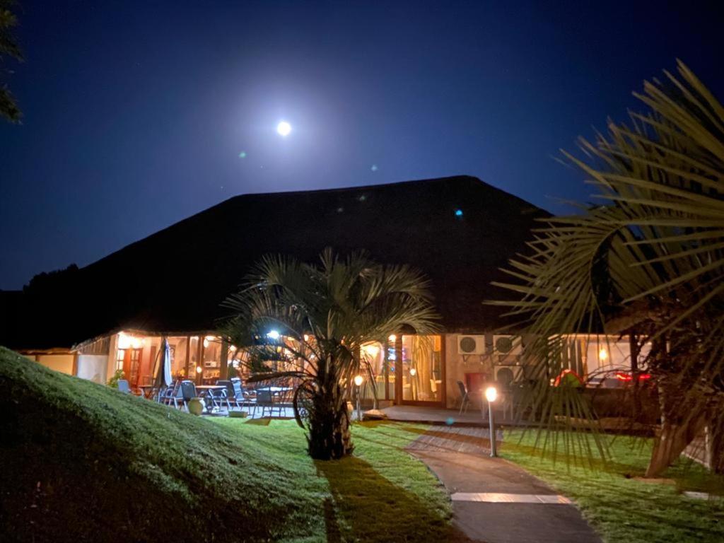 Punta Del Este Arenas Hotel Chihuahua Екстериор снимка
