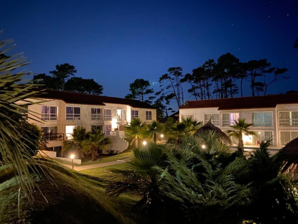 Punta Del Este Arenas Hotel Chihuahua Екстериор снимка